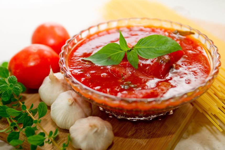 Ароматный томатный соус для мясных блюд: быстрое приготовление