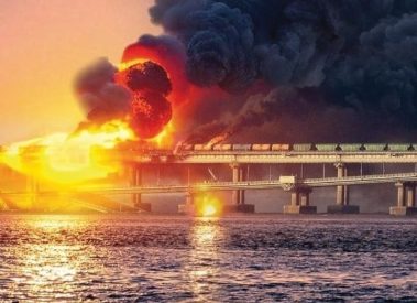 Буданов так и сделает: Ходжес об ударе по Крымскому мосту