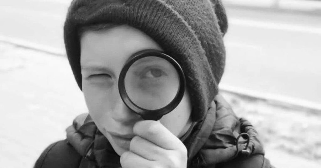 Удар по Сумах: російська ракета вбила школяра Максима Мартиненка разом із батьками (фото)