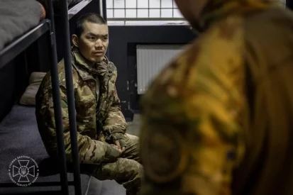 Полонені з Китаю розповіли про пекло війни в Україні