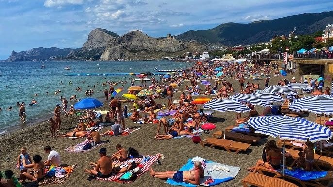 В Крыму надеются на поток туристов из РФ из-за мазута в Анапе