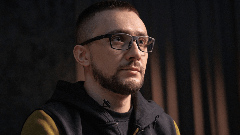 Стерненко повідомив про напад: що відомо про стан активіста