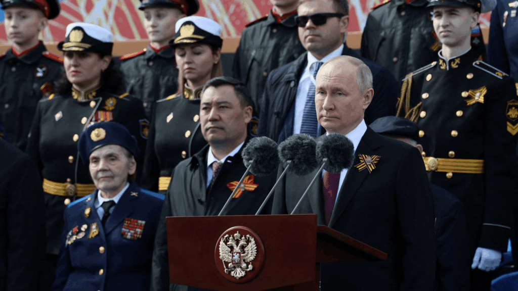 Кремль готовит парад: что стоит за символикой 9 мая
