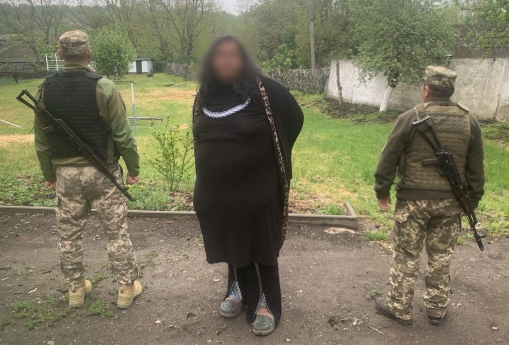 Блогер в женской одежде пытался бежать в Молдову (видео)