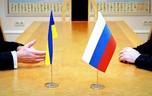 Будь-який мирний договір України з РФ буде незаконним, – професор права