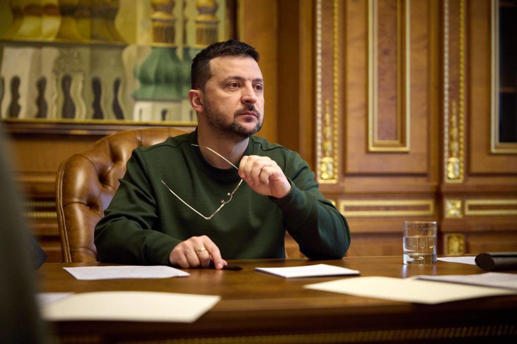 Зеленский поставил требование РФ о начале перемирия