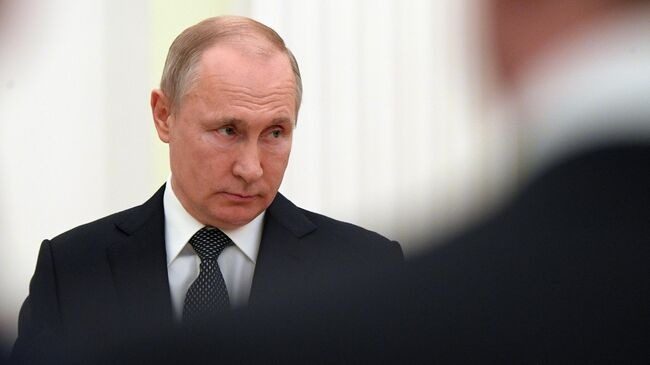 Прикривається переговорами: експерт пояснив, що задумав Путін