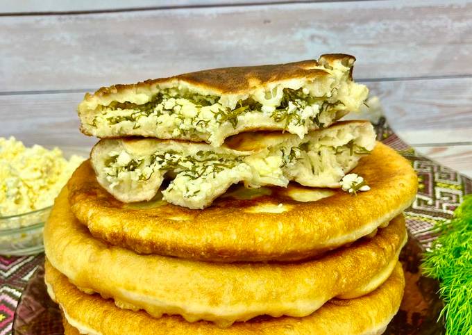 Коржики на кефире с картофелем и брынзой