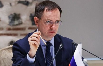 «Можем повторить»: слиты циничные угрозы Мединского в Стамбуле