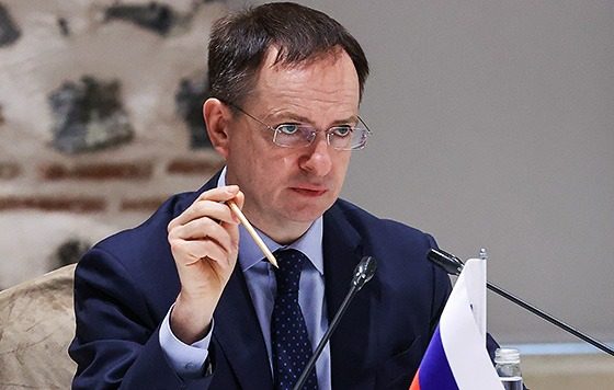 «Можем повторить»: слиты циничные угрозы Мединского в Стамбуле