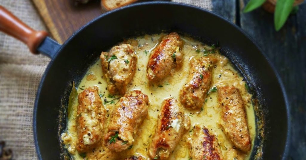 Сочные крученики с плавленым сыром: быстрая и сытная закуска