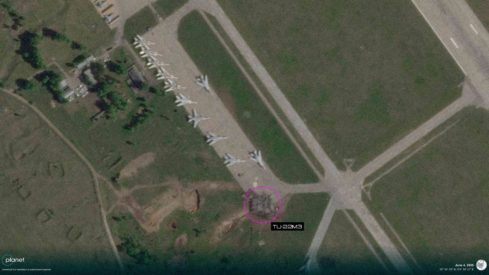 Появились качественные спутниковые фото поврежденных самолетов РФ на аэродроме «Белая»