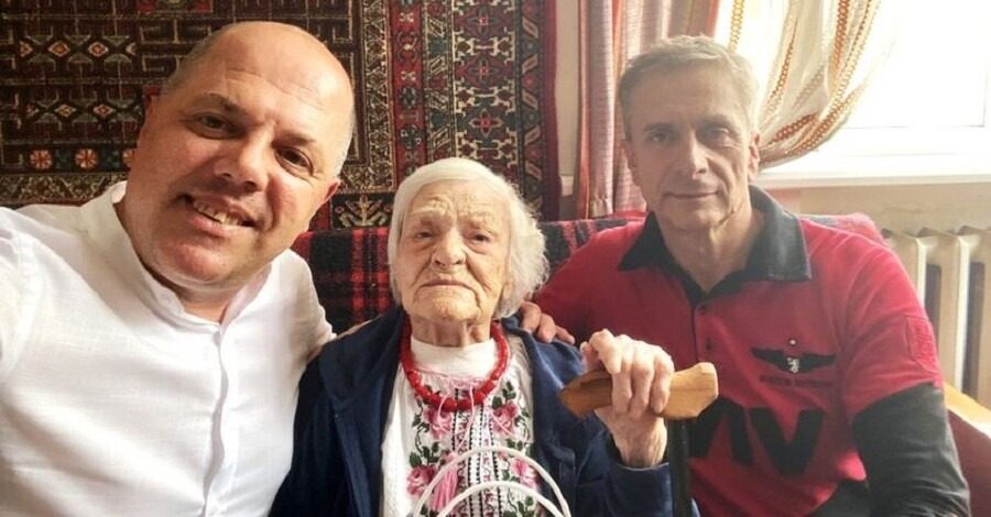 Старейшей львовянке исполнилось 108 лет: как ее поздравили власти