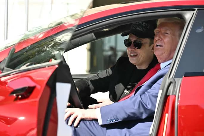 Трамп хоче позбутися Tesla, придбаної у Маска: що сталося між колишніми союзниками