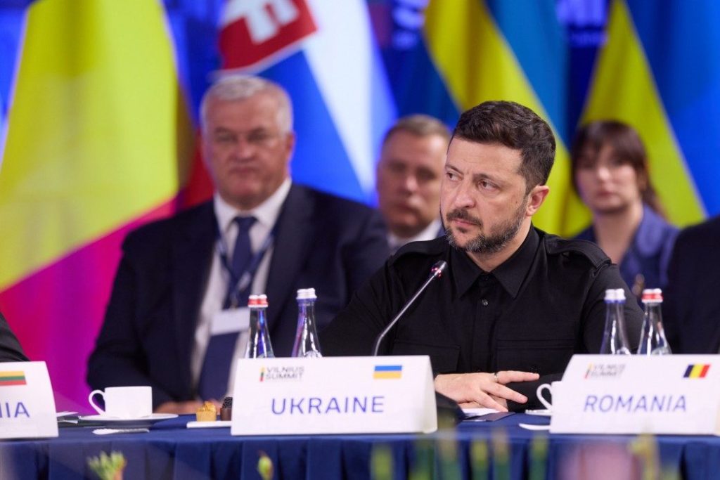“Росія має відчути ціну своїх втрат”: Зеленський виступив на саміті у Вільнюсі