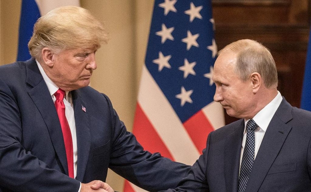 Хочет, но не может: почему Трамп не снимает санкции с РФ — эксперт