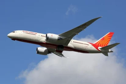Невдача знову наздоганяє Air India: екстрене повернення літака в Гонконг
