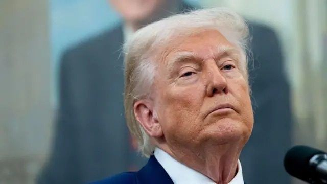 Відомо, як відреагував Трамп на удари СБУ по літаках РФ