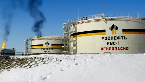 Trump pressures China and India to stop buying cheap Russian oil