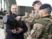 Военные дроны будут тестироваться над центром Оттавы