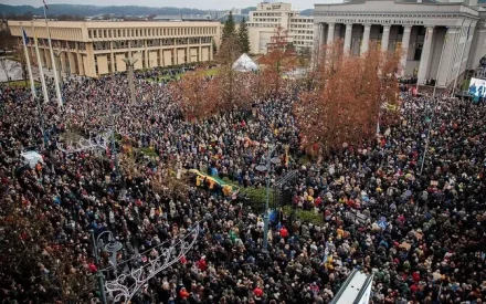 У Вільнюсі відбулася масова акція на захист свободи ЗМІ та проти змін у законі про LRT