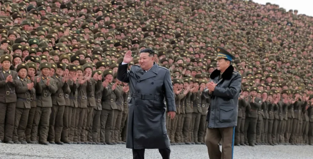 Північна Корея проникає в американські компанії, щоб посилити свою ядерну програму