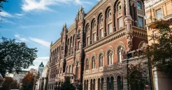 Почему Нацбанк пока не вводит банкноты номиналом 2000 и 5000 гривен